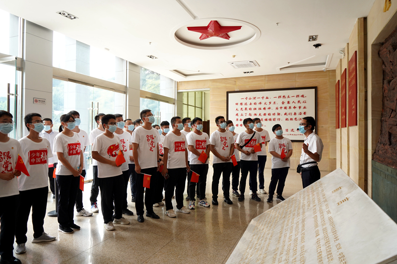 公司團(tuán)委開展“喜迎二十大、永遠(yuǎn)跟黨走、奮進(jìn)新征程”主題團(tuán)日活動(dòng)7
